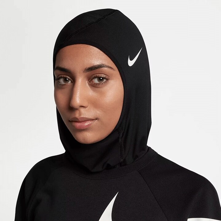 Хиджаб NIKE PRO HIJAB 2.0 BLACK/WHITE M/L